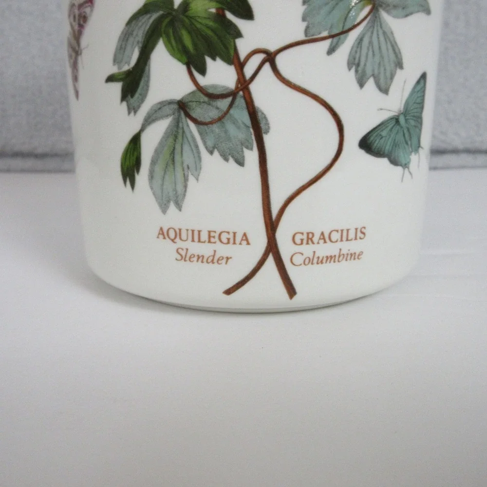Portmeirion Botanic Garden Aquilegia Gracilis Canister with Wood Lid 6in England